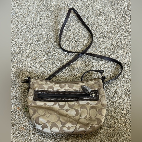 Coach Canvas Monogram Travel Preppy Tan Brown Zip Up Minimalist Y2K Baguette - Picture 2 of 12